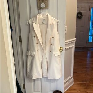 Elegant Cream Double-Breasted Women's Vest